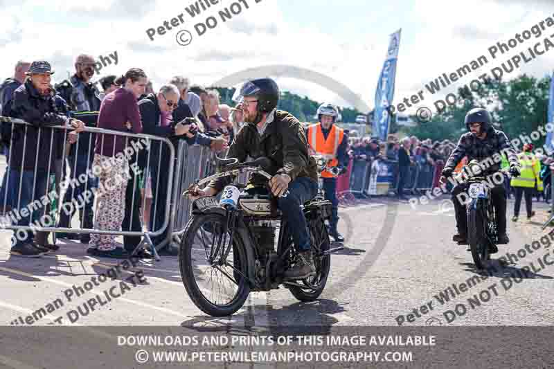 Vintage motorcycle club;eventdigitalimages;no limits trackdays;peter wileman photography;vintage motocycles;vmcc banbury run photographs